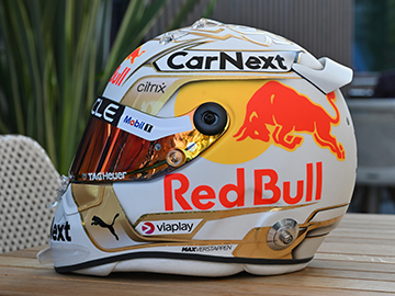 Logo Viaplay pojawi się na kasku Maxa Verstappena