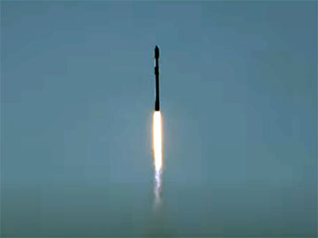 SpaceX Starlink 4 29 start rakieta 360px