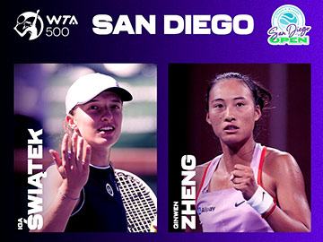 Iga Świątek z Qinwen Zheng w WTA San Diego