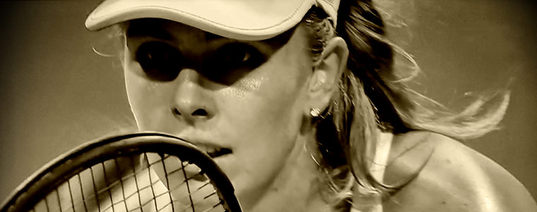 Magdalena Frech tenis WTA sepia 760px