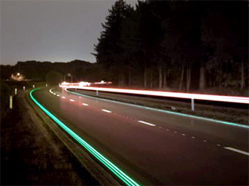 Holandia: ekrany z solarami przy autostradzie 