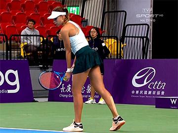 3.04 WTA Charleston: Magda Linette - Claire Liu 