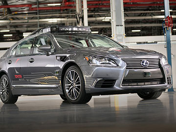 Toyota Lexus autonomiczne automated samochody elektryczne 
