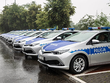 Policja w Katowicach z 43 egz. Toyoty Auris Hybrid TS