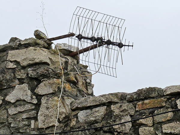 Zamek Spiski antena na murach
