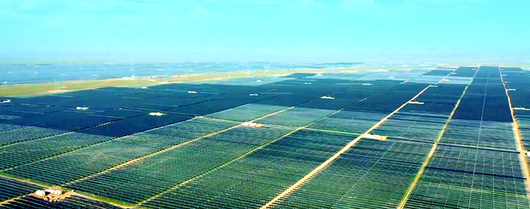 China elektrownia PV słoneczna fotowoltaiczna 760px.jpg