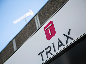 Koniec firmy Triax
