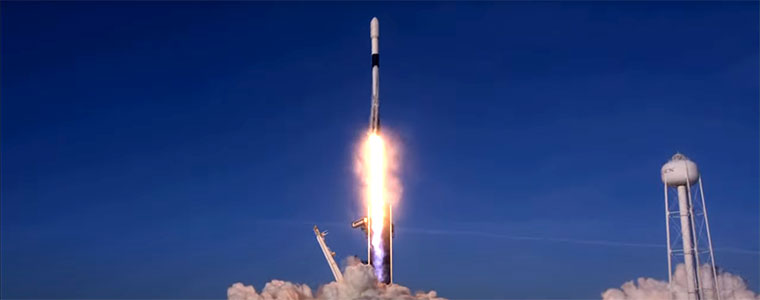 Starlink 17 spaceX rakieta Falcon 9 start 2021.jpg