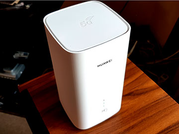 Huawei 5G router CPE pro 2 360px.jpg