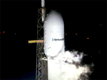 SiriusXM SXM 8 spaceX falcon 9 2021 start rakieta 360px.jpg