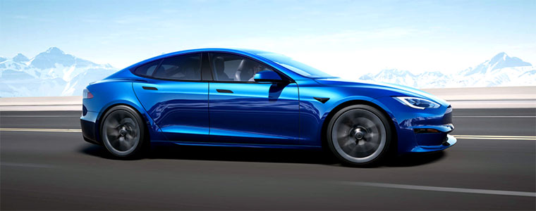 Tesla model S Plaid blue 2021 elektryczny samochód 760px.jpg